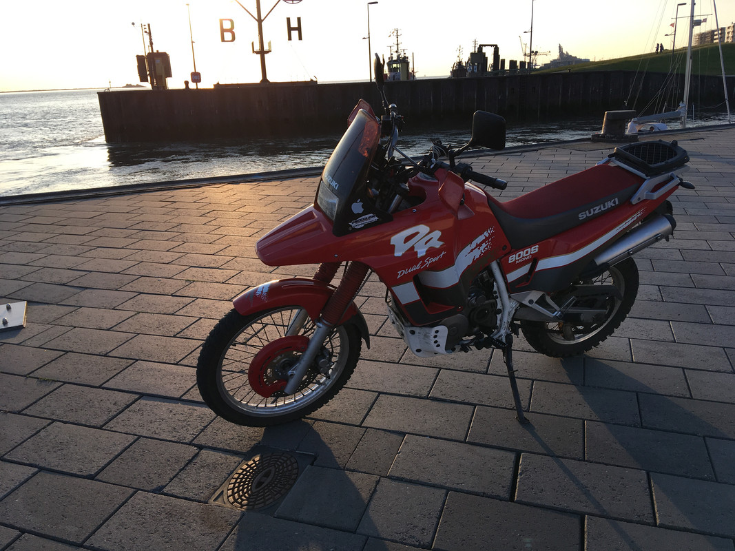 92CF30A6-B708-42D1-A5E2-1C1923A62606