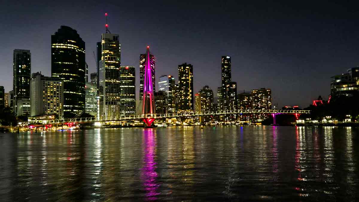 Brisbane CBD by night