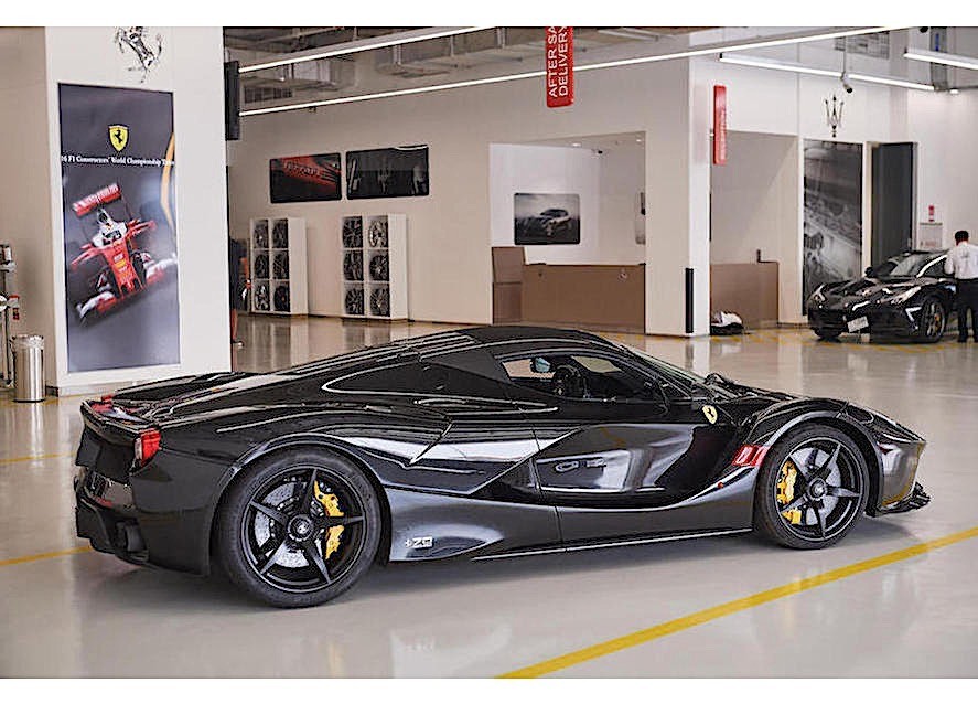 2017 LaFerrari Aperta (6)