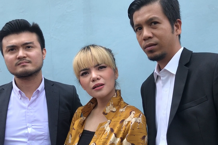 Dinar Candy beri klarifikasi dan akan laporkan balik Bebby Fey