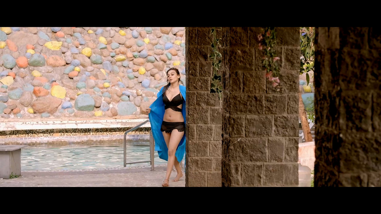 Vedita.Pratap.Singh_The.Past.00_00_25_14.Still010