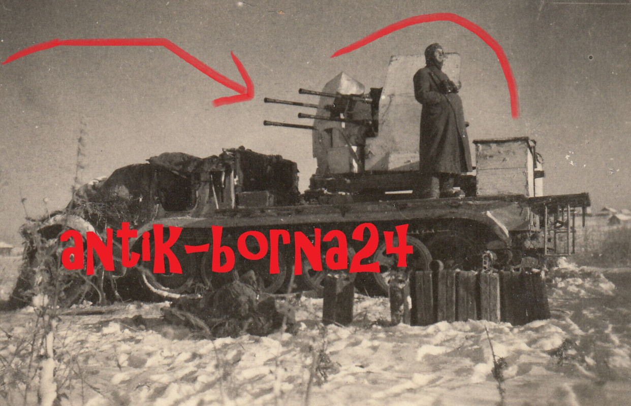 Foto WH Flak Flakartillerie 2. PD Vierling Sd.Kfz Halbkette Technik Rußland