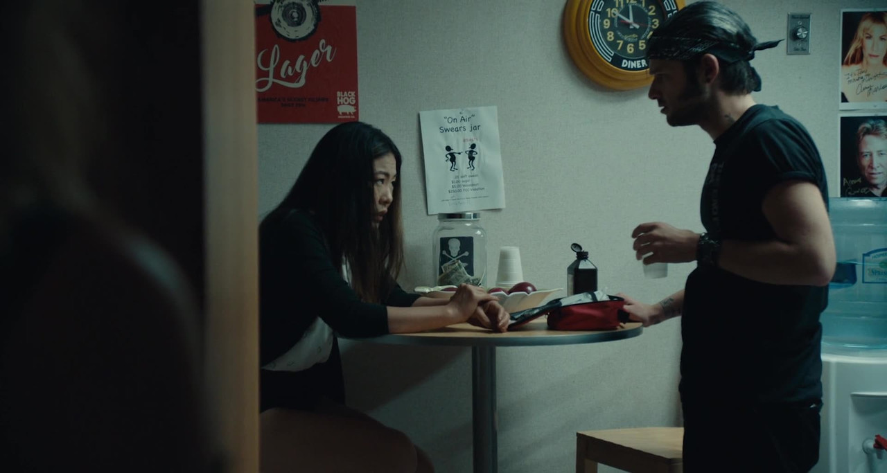 Ten-Minutes-To-Midnight-2020-1080p-Blu-R