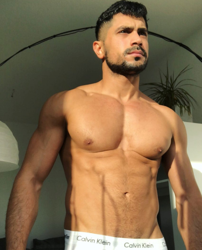 1C716064-14AD-4450-B653-6C8DBCF6AD63