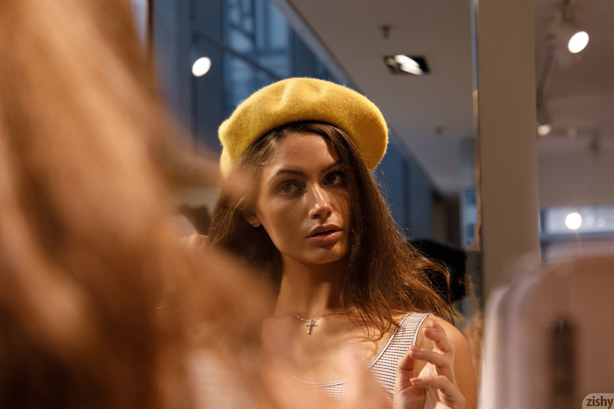 full_009_8334232926085010