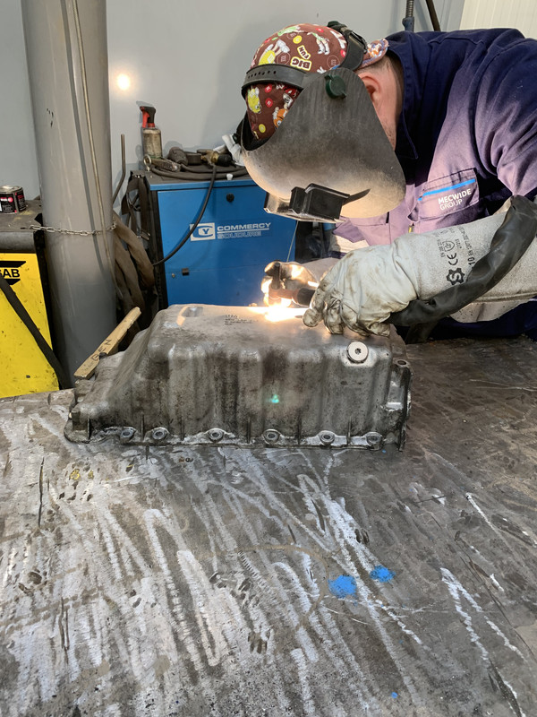 3DEF0938-FF5E-4D4D-872B-7287C3E8534A