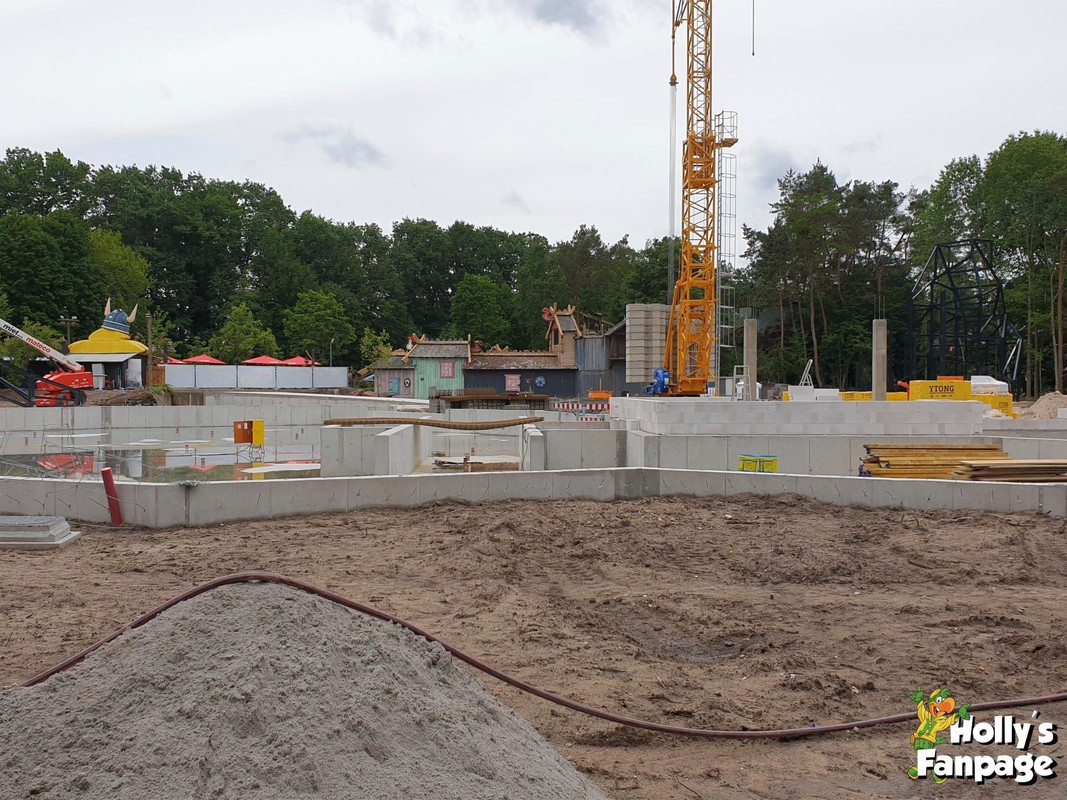 89E4FAB7-1415-4E70-8522-496B8E43C9F2