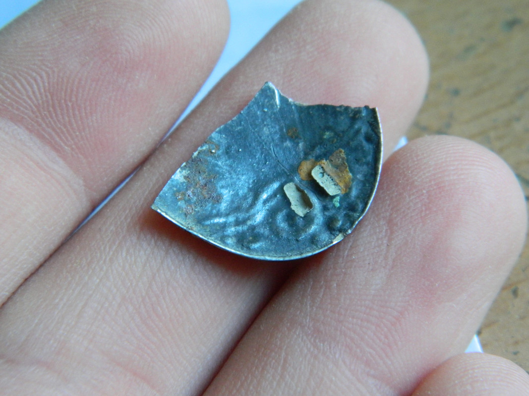 punakivisormus 016