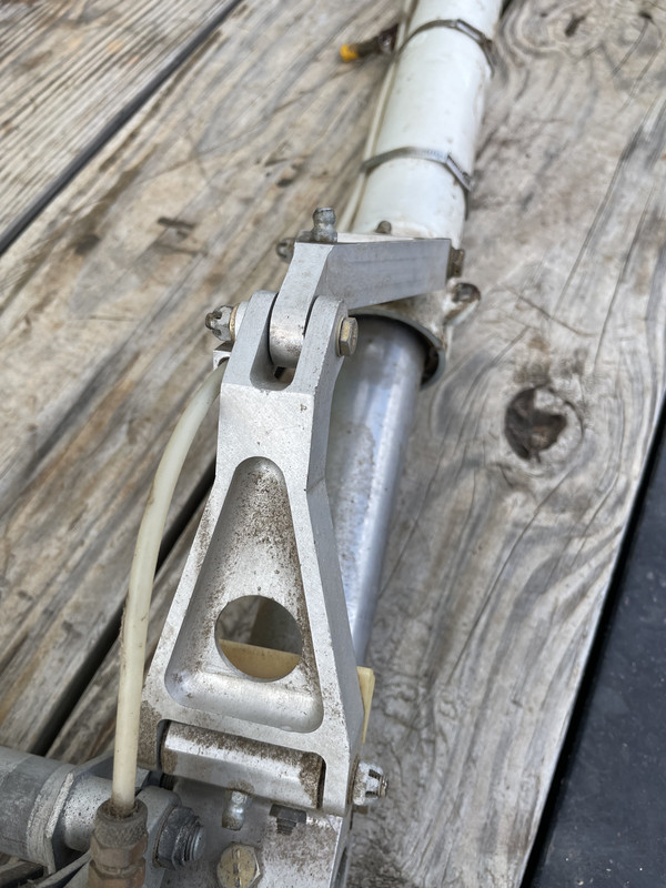 80D4BDA5-1391-447B-A2F9-A8C0F4B740B8