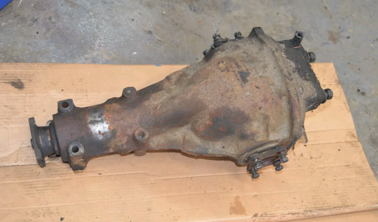 Datsun 510 R200 Rear Diff R200 diff - 510/1600 - Ratsun Forums