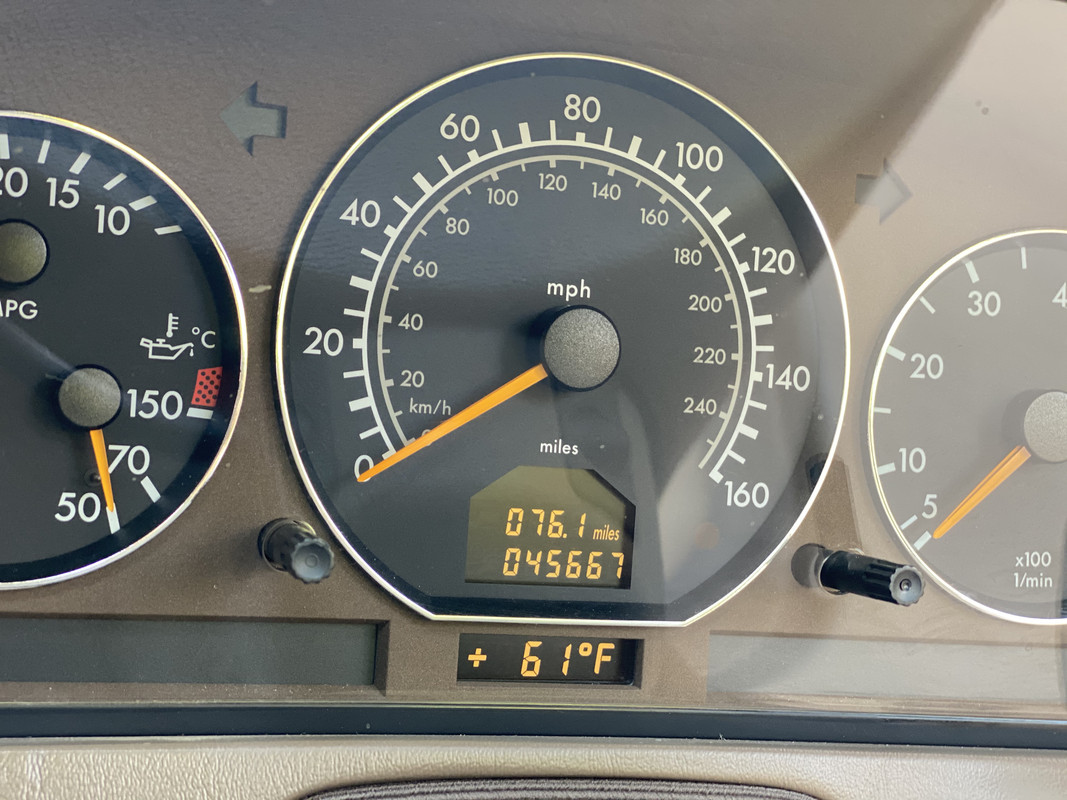 EE0EE-077B-4E30-99B8-0E97EB827CE7