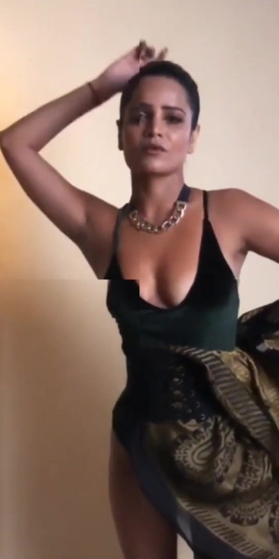 a (11)