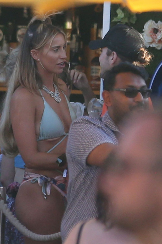 Ferne-Mc-Cann-The-Fappening-Blog-com-2-1024x1536