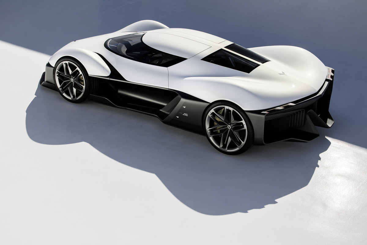 General Motors Advanced Design Concept_Corvette_driver side high view 2