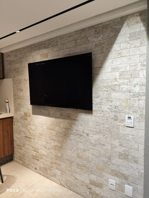 Instalação de televisão realizada pela GA Montagens