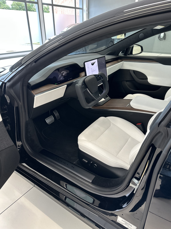 71524912286__C0DF2D94-FA1A-4D57-BE9A-AC2C808FEE30