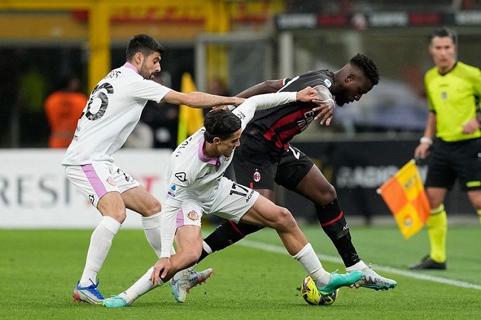 AC Milan vs Cremonese, 01h45 ngày 24/08