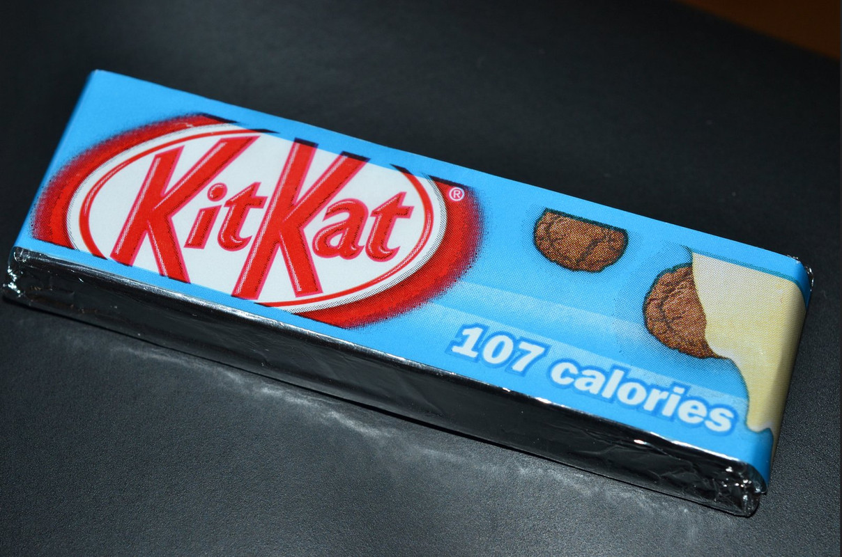 blue-kit-kat.jpg