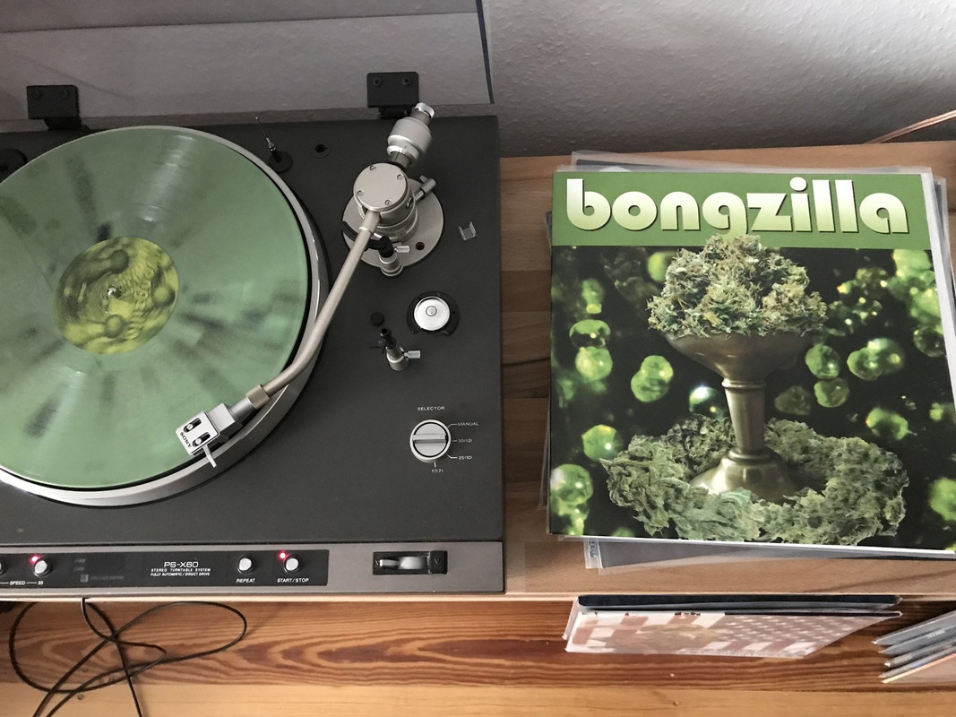 31033326-F309-430B-9E10-3FB424A325B9