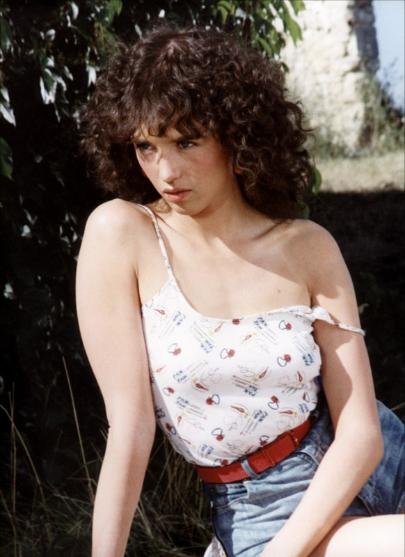 Isabelle_Adjani_b11