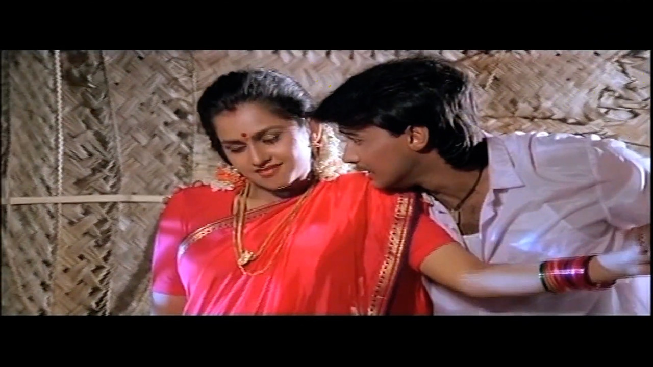 Yesteryear Starlet Manju hot First Night song Navel, Expressions, Grope