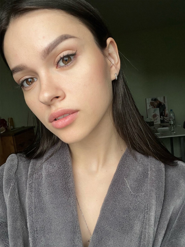 5B6D52FD-3ACB-41E9-9253-2852268FA6B0