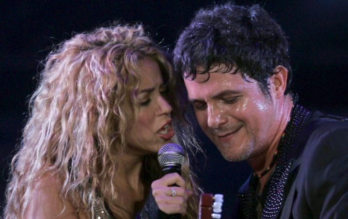 Shakira busca consuelo en Alejandro Sanz ¿Qué hay entre ellos?