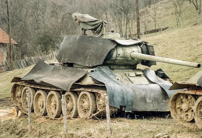 t-34s-used-during-the-yugoslav-wars-v0-r1oh9th0mldd1.webp