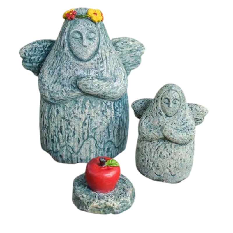 Zelda Goddess Statue Figurine(Small Goddess Statue + Apple) - Retro Resin Finish, Hyrule Shrine Model for Garden, Aquarium & Car Decor