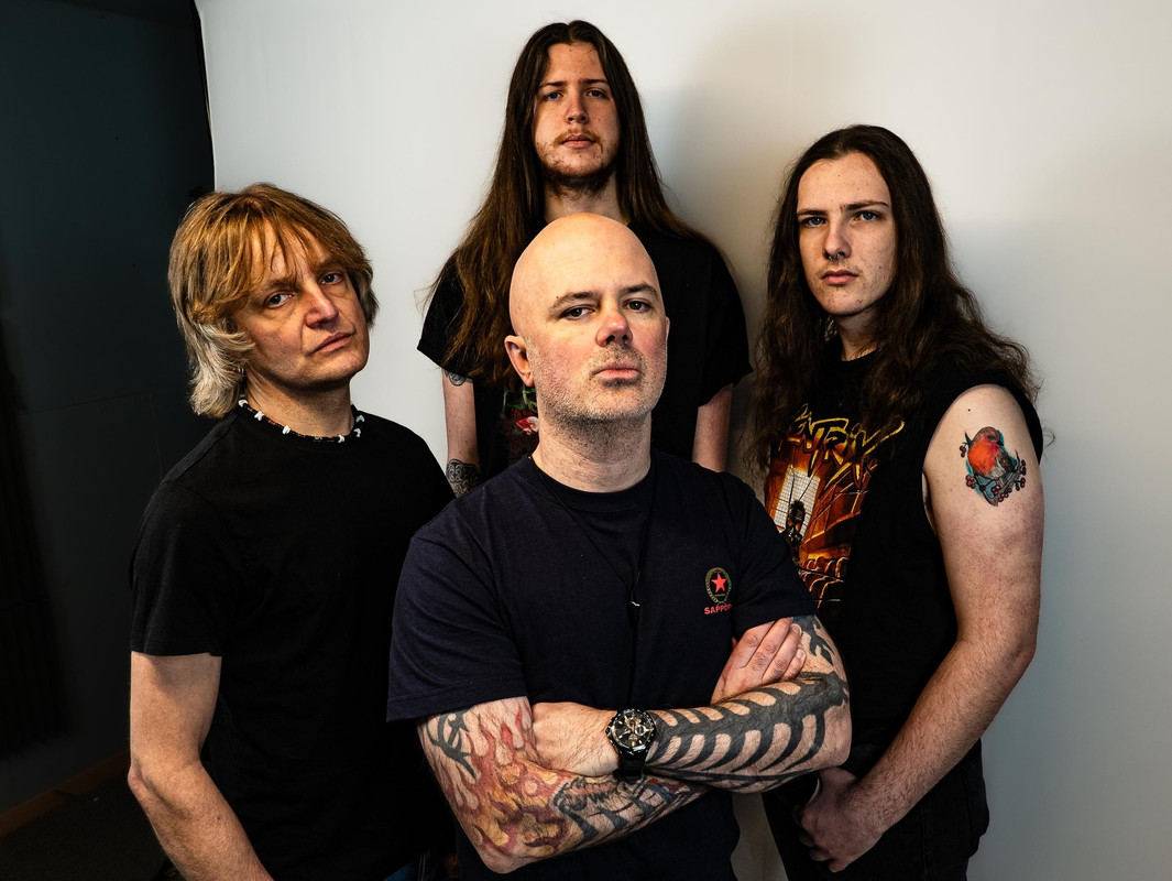 www.facebook.com/visitormetaluk