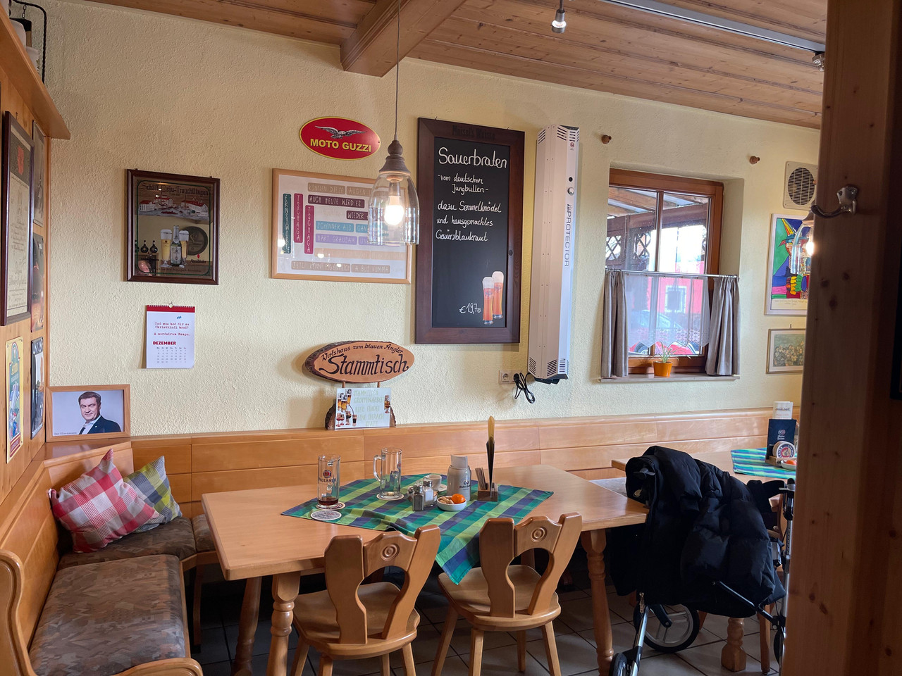 b25ecb29 d8bc 46a2 8006 96e746e1adee