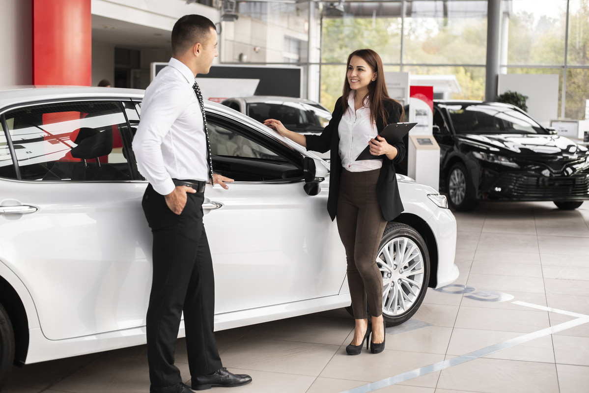 Buying Used Cars in the UAE - Service My Car