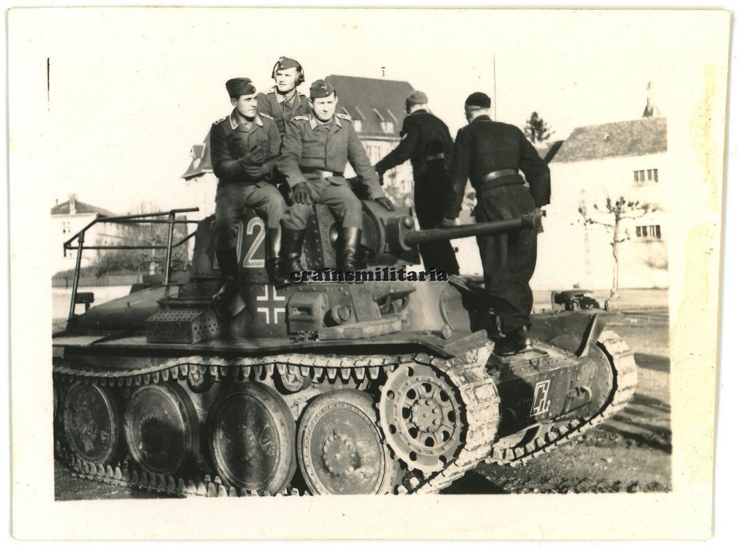 PzKpfw 38 (t), В02, 7.Pz.Div. in DREUX Eure Frankreich 1940