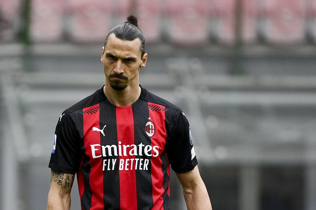 Ibrahimovic manda consejo a Mbappé para que salga de su