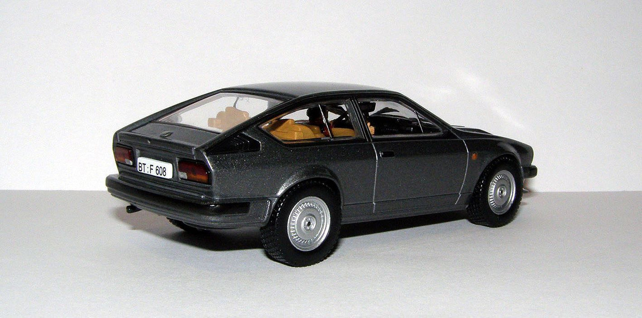1980 Alfa Romeo GTV 6 2.5 (Series 116) (Universal Hobbies for GE Fabbri 007#73) 2
