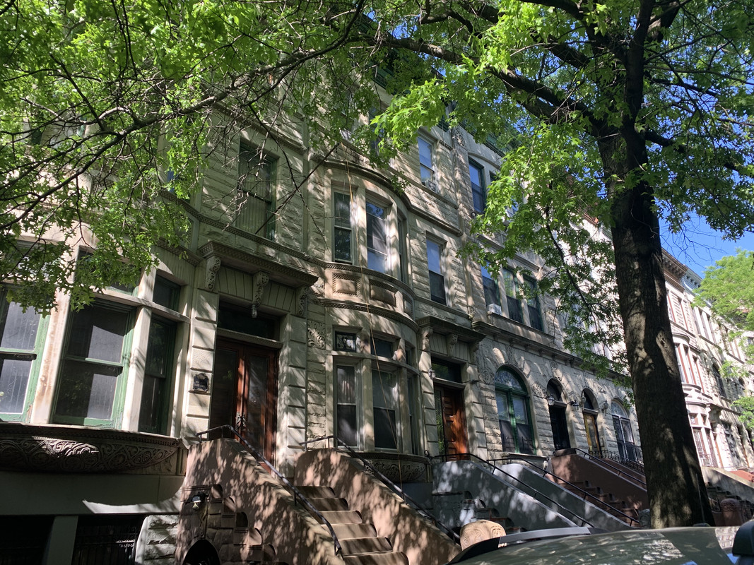 079A7B37-D4C9-4BE6-BA7E-2CF9D7136594