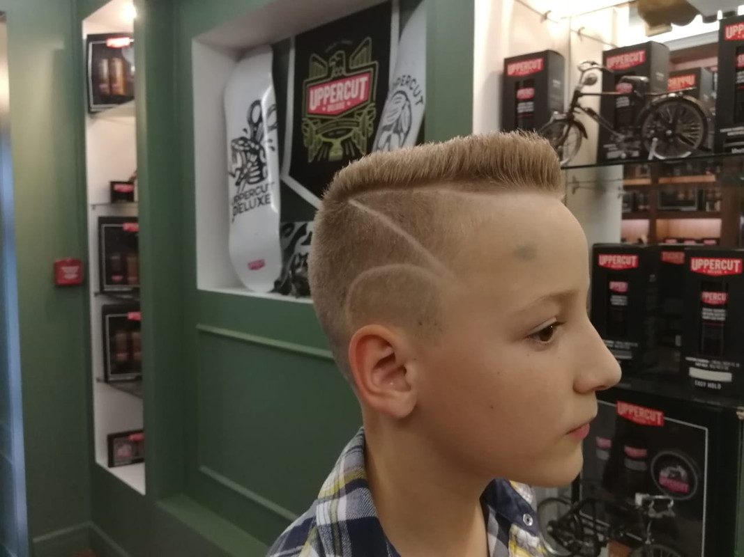 CB8A7DA4-B281-4F03-AF19-124C2FCA4828