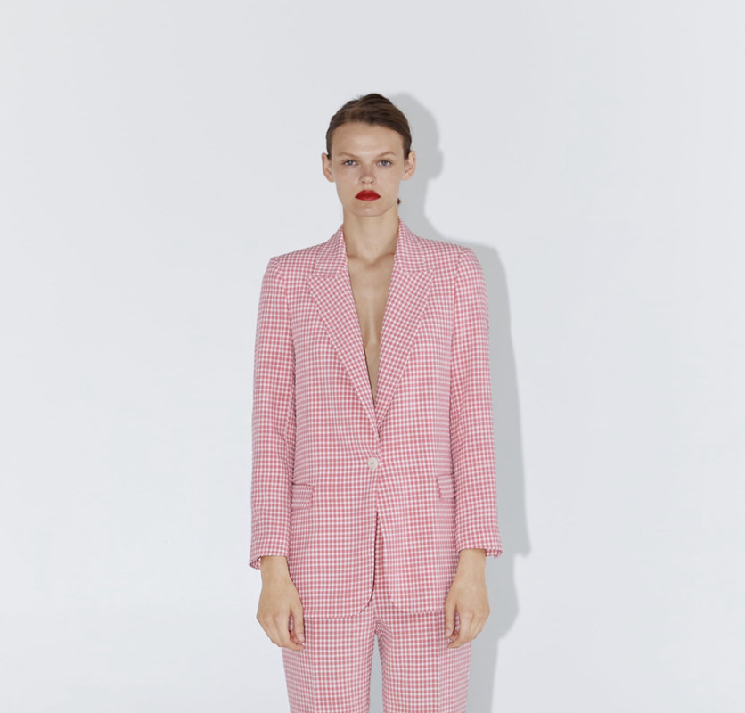 97D3B008-06A3-4CDF-BACB-E2EC5896D387