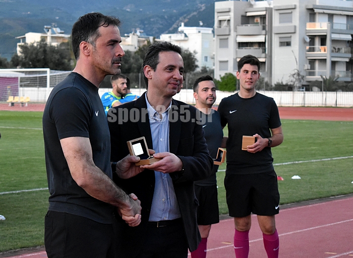 , &Tau;&epsilon;&lambda;&iota;&kappa;ό&sigmaf; &Kappa;&upsilon;&pi;έ&lambda;&lambda;&omicron;&upsilon; &Mu;&epsilon;&sigma;&sigma;&eta;&nu;ί&alpha;&sigmaf;: &Phi;&omega;&tau;&omicron;&rho;&epsilon;&pi;&omicron;&rho;&tau;ά&zeta; &alpha;&pi;&omicron; &tau;&eta;&nu; &Pi;&alpha;&rho;&alpha;&lambda;ί&alpha;