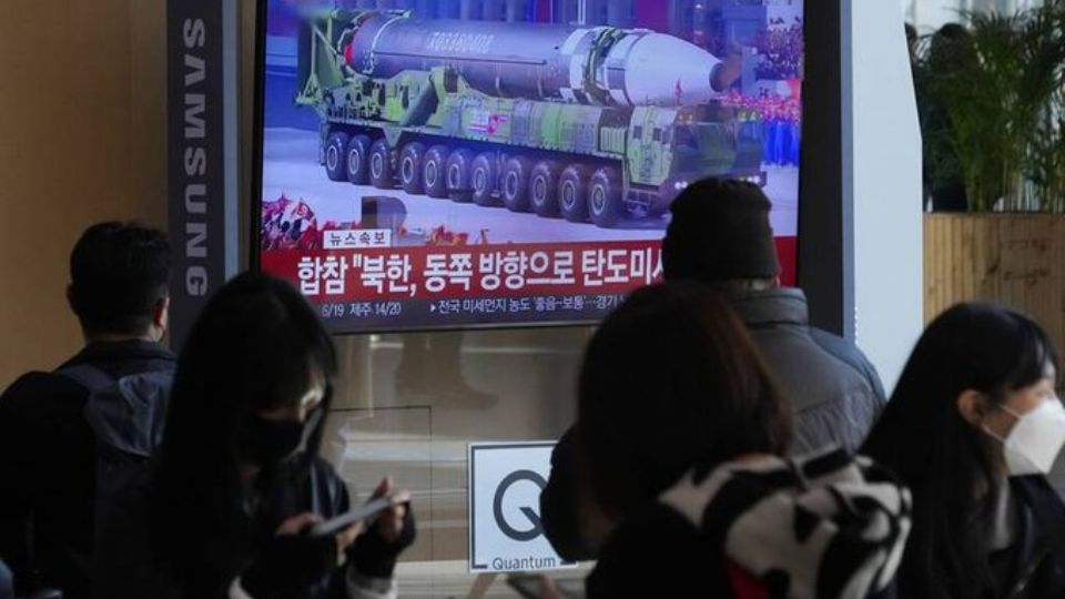 Corea del Sur confirma que Corea del Norte disparó un nuevo misil; tiene alcance intercontinental