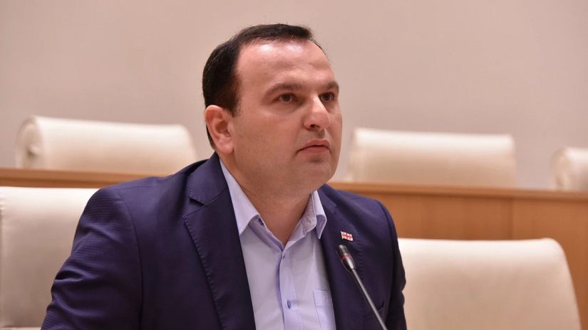 ივანიშვილს და მის ბანდას საქართველოს სახელით არ აქვს უფლება, ქვეყანას წარმოადგენდეს - მანჯგალაძე
