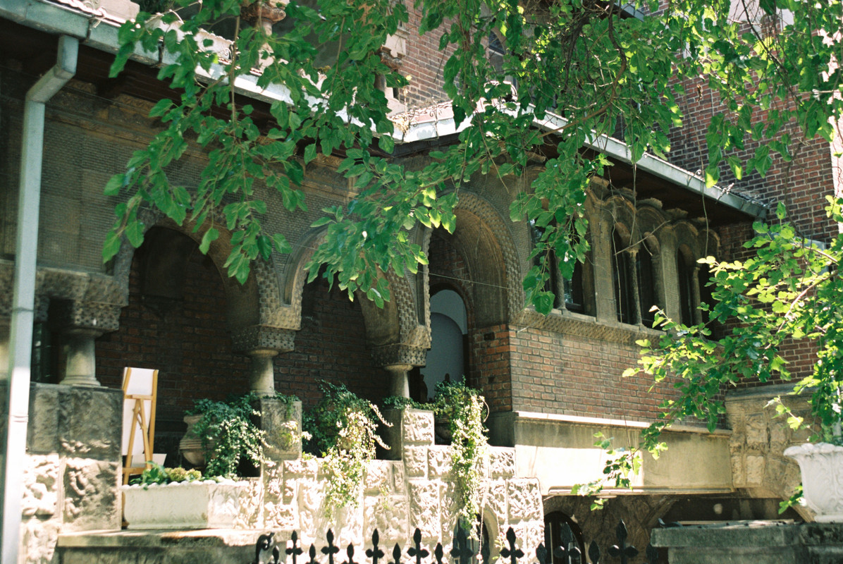 R1-09723-003-A.jpg