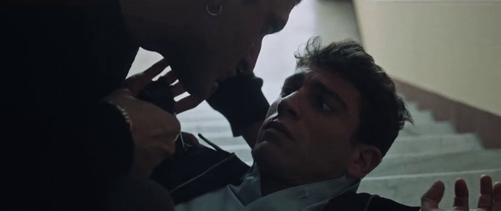 vlcsnap-2022-04-20-18h38m07s909