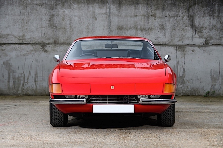 Elton John's 1972 Ferrari 365 GTB4 Daytona (3)