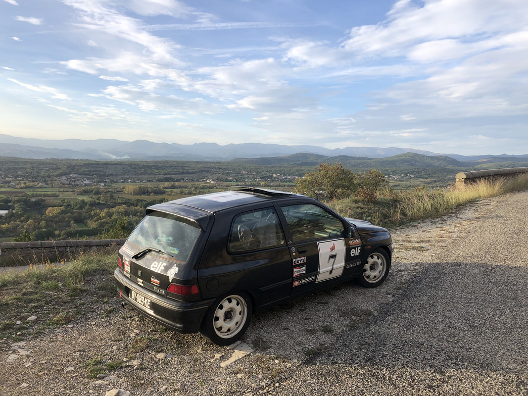 69B08E5B-3D90-4C4B-B5F6-9D0C6443E333