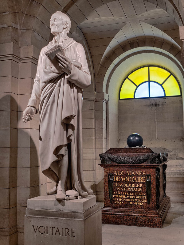 Voltaires-Tomb-The-Pantheon-Paris-July-2013
