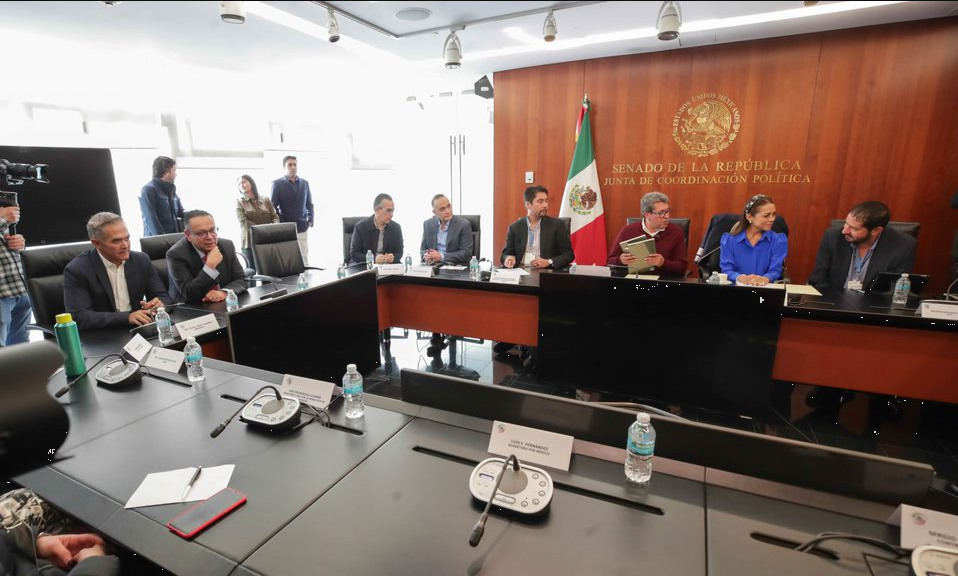 Acusa oposición prácticas dilatorias de Morena para presionar a la Corte con Plan B