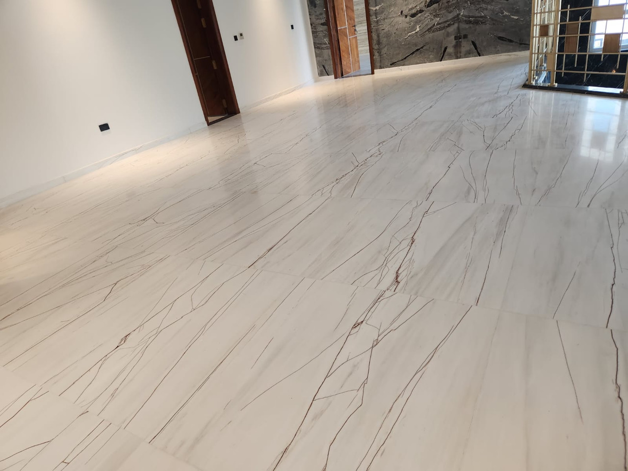 Precision Vein-Matched Italian Marble