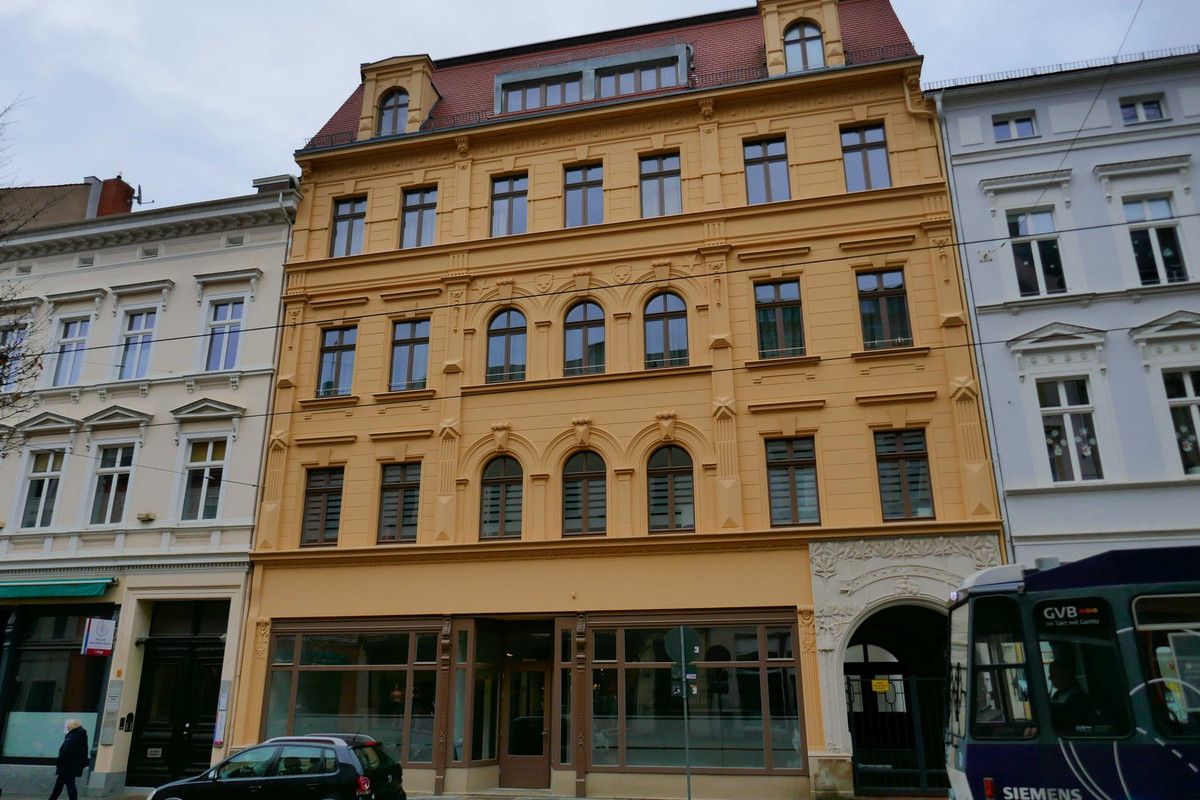 Bild: https://i.postimg.cc/QxyvP6HV/P1180106.jpg