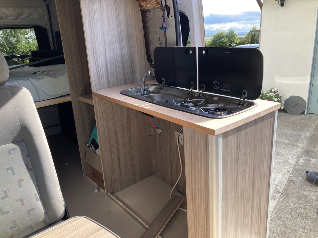 EDBFCB0F-9BAA-4D54-AD2E-AB21485879D6